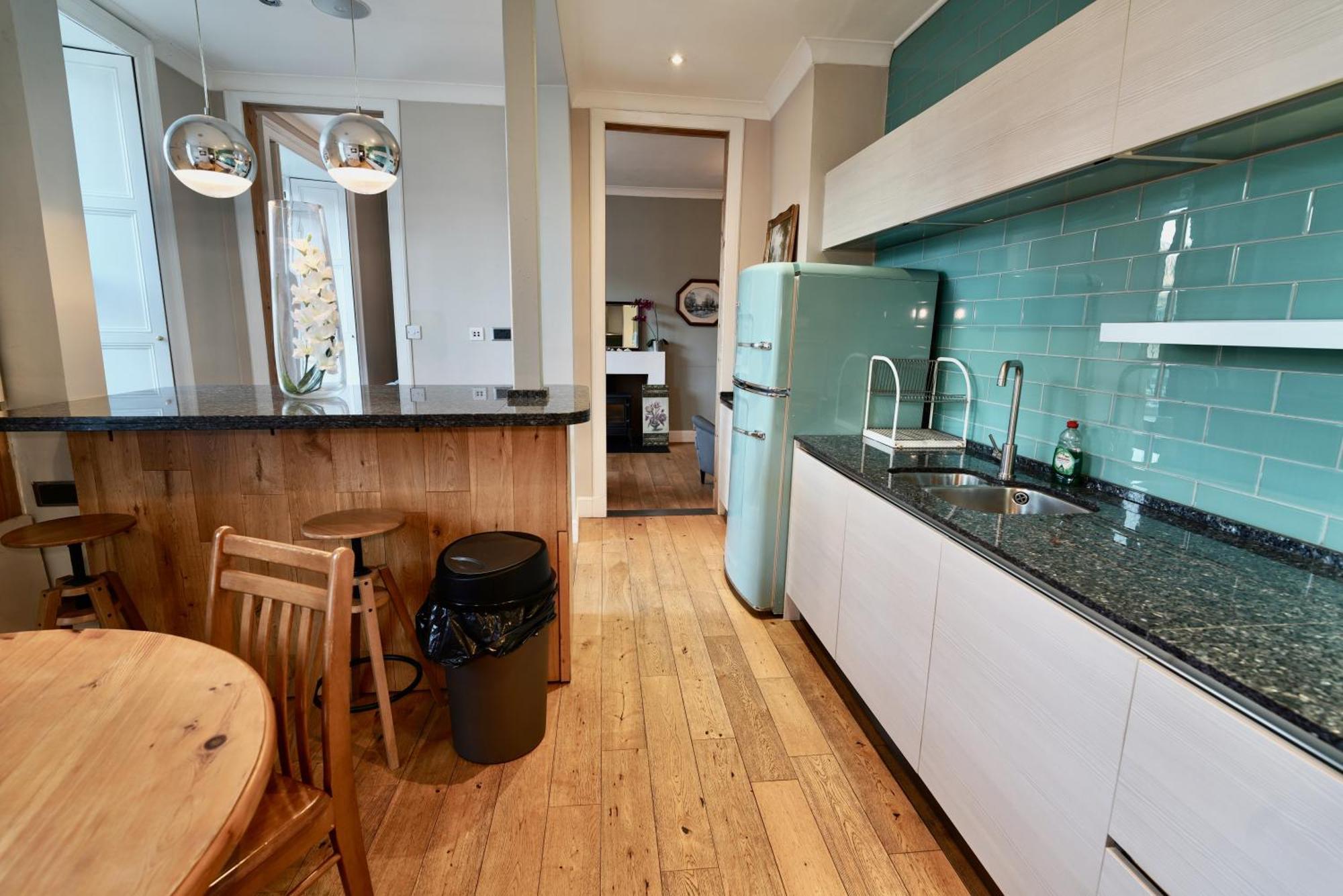 Spacious 2 Bed Apt Next To Royal Mile & Waverley EDI Eksteriør bilde