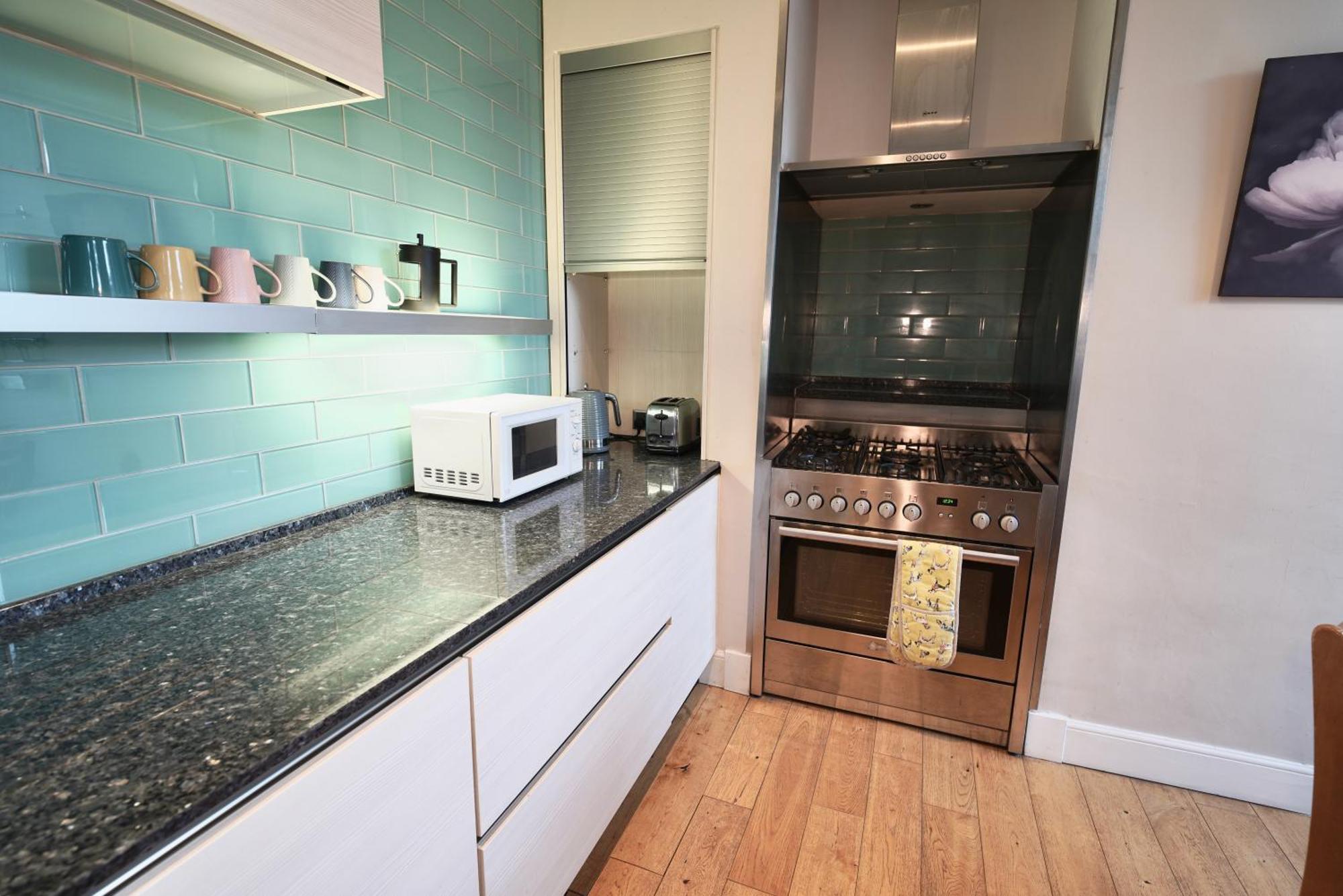Spacious 2 Bed Apt Next To Royal Mile & Waverley EDI Eksteriør bilde