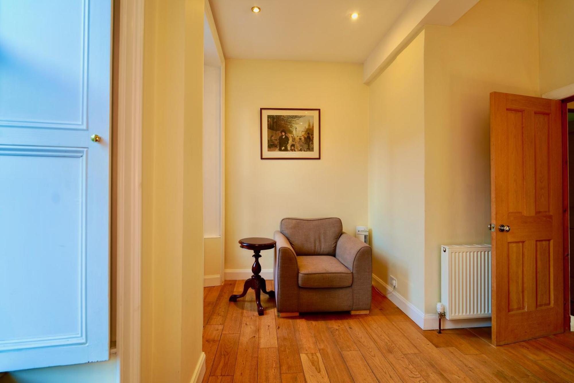 Spacious 2 Bed Apt Next To Royal Mile & Waverley EDI Eksteriør bilde