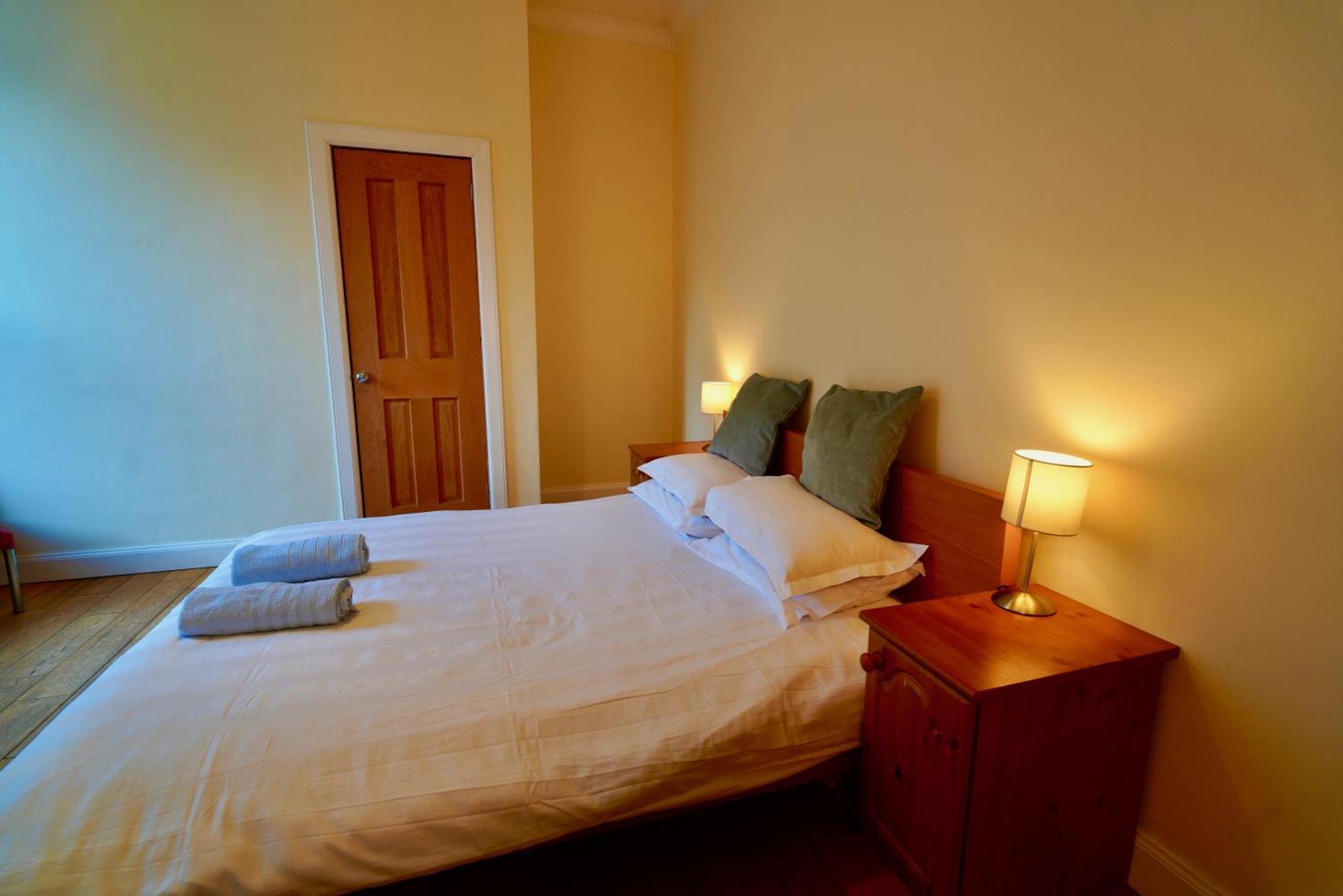 Spacious 2 Bed Apt Next To Royal Mile & Waverley EDI Eksteriør bilde