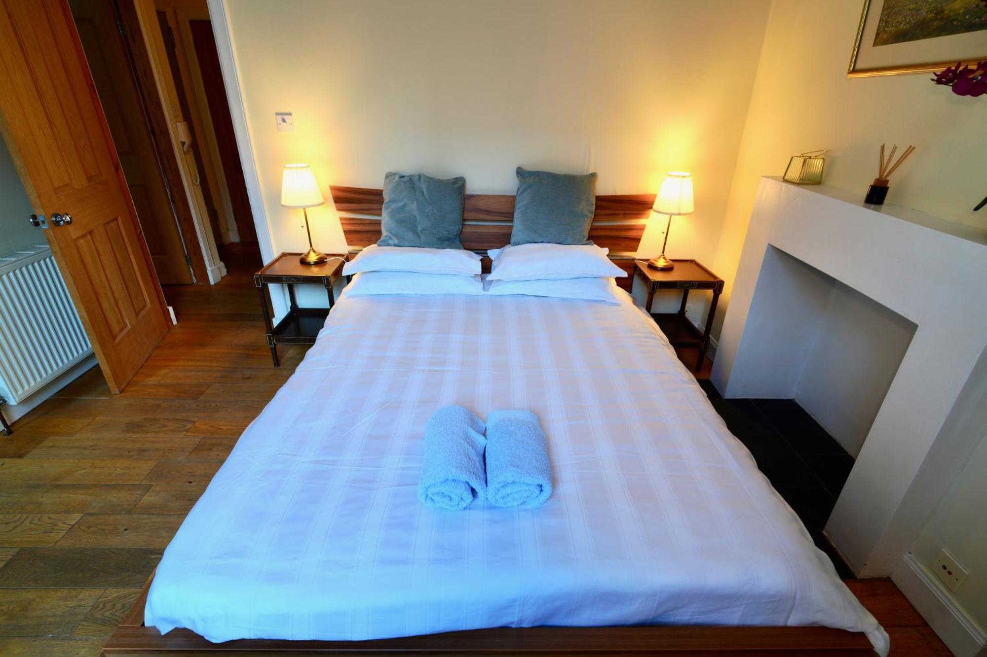 Spacious 2 Bed Apt Next To Royal Mile & Waverley EDI Eksteriør bilde