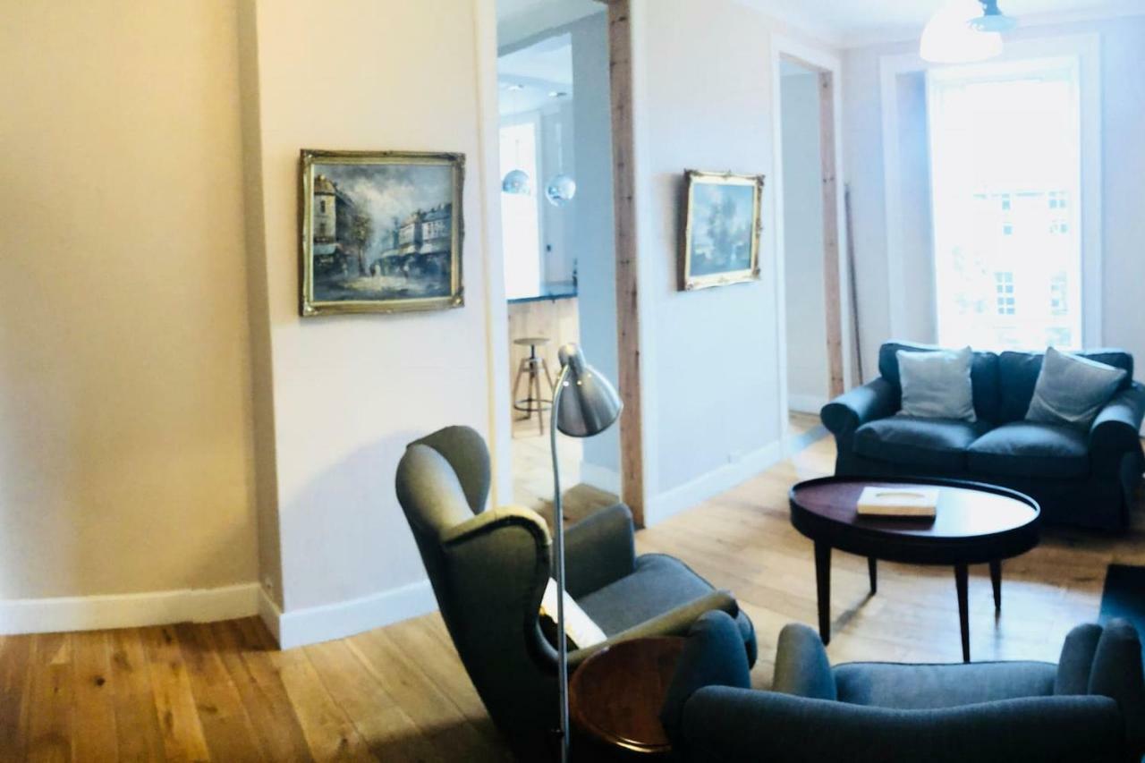 Spacious 2 Bed Apt Next To Royal Mile & Waverley EDI Eksteriør bilde